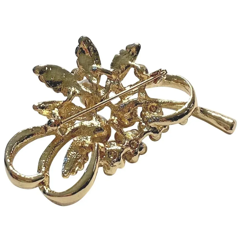 Vintage inspired goldtone brooch clear rhinestones faux pearl beads elegant pin